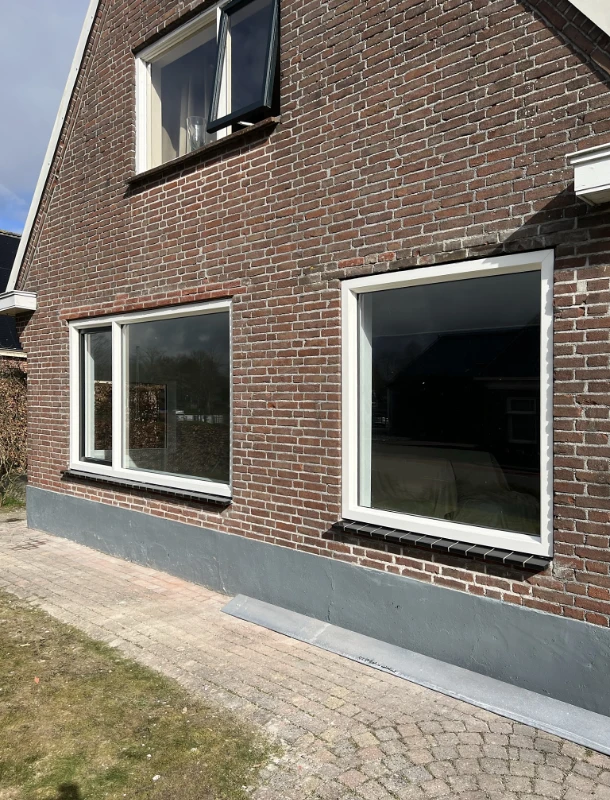 Kunststofkozijnen Meppel 2023 voorgevel woning